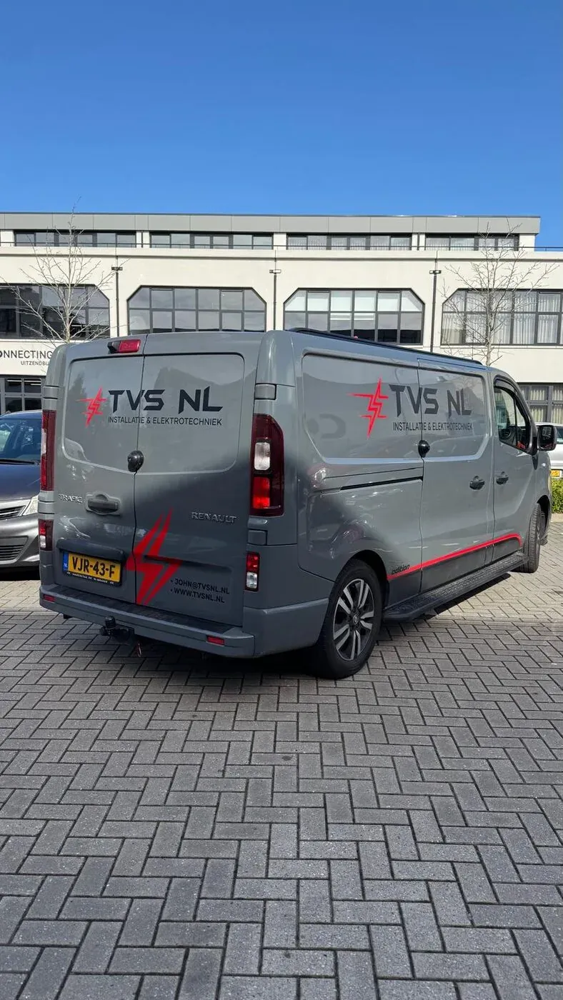 Bestelbus TVS NL: Medium pakket — Renault Trafic
