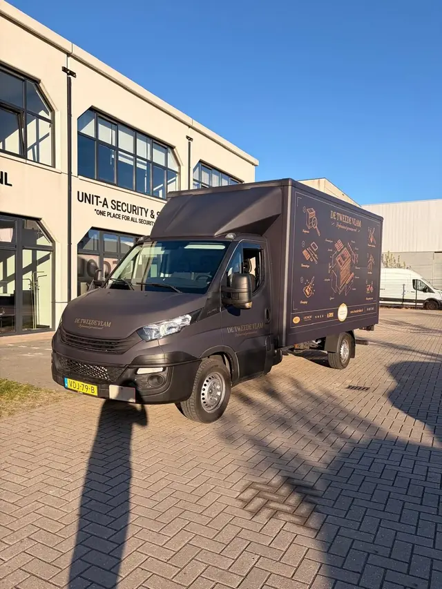 Bakwagen De Tweede Vlam: Full carwrap bakwagen